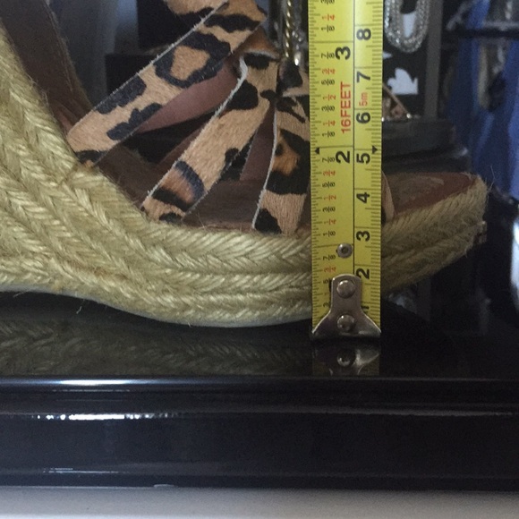 Sam Edelman “Leroy” Leopard Pony Cow Hair Wedge - Picture 6 of 6